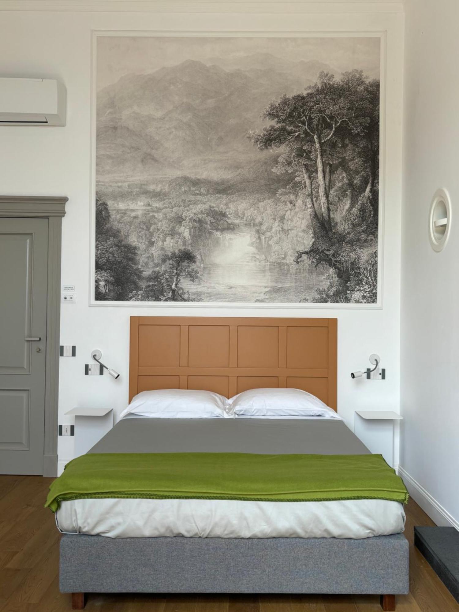 Deluxe Double Room with Balcony and Sea View,1618959294:JPEG